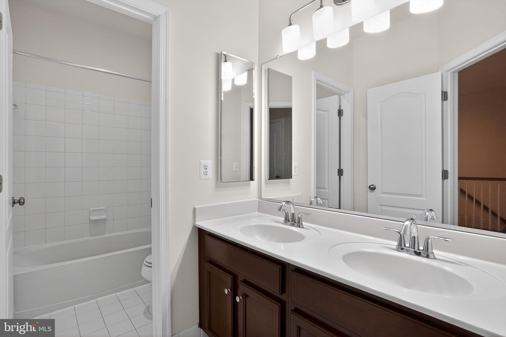 BRAMBLETON - Residential