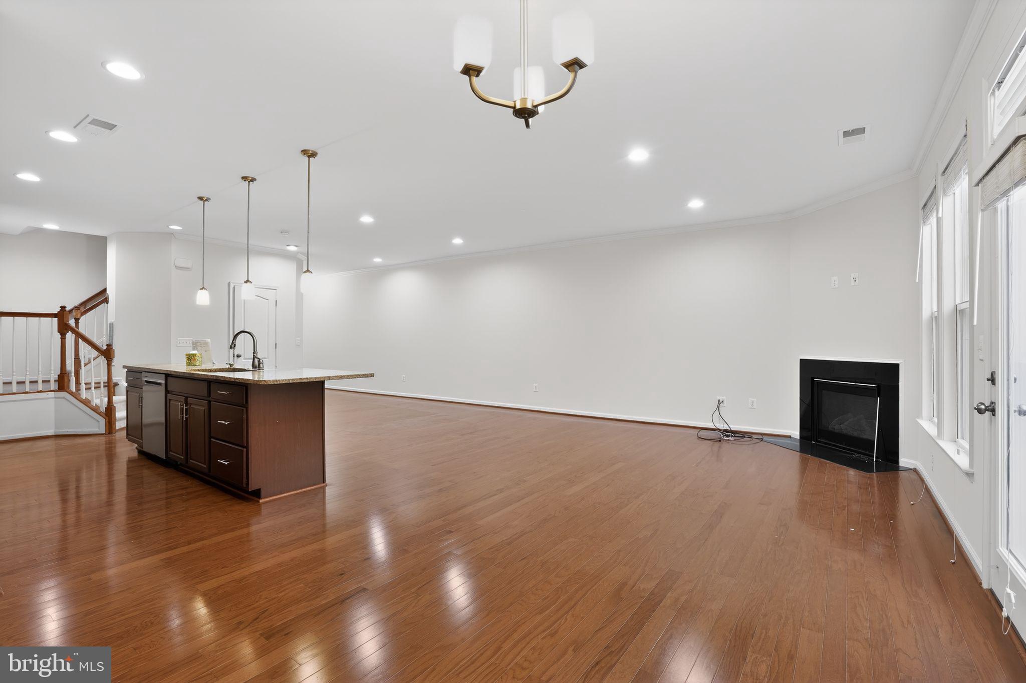 BRAMBLETON - Residential