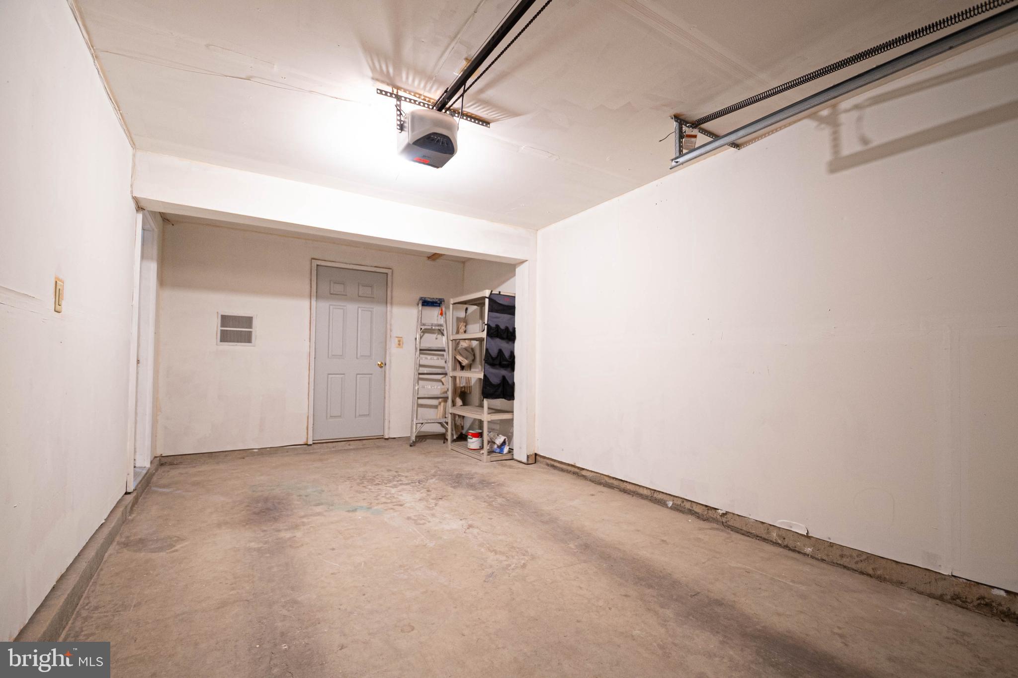 PENDLETON PARK - Residential