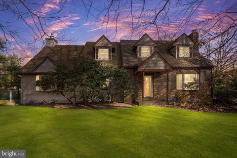 Photo of 26 Tuckerton Road, SHAMONG, NJ 08088 (MLS # NJBL2103450)