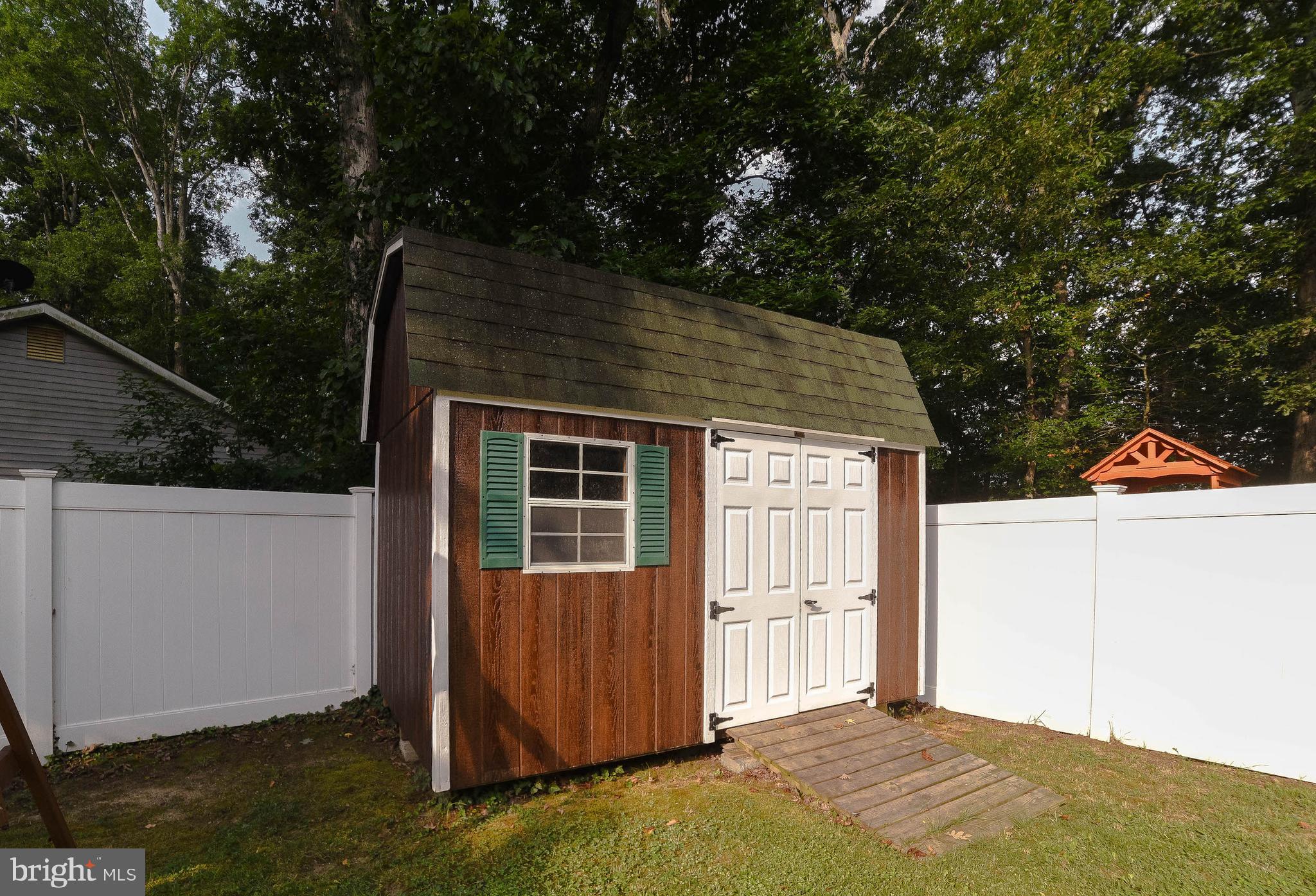 DRUM POINT - Residential