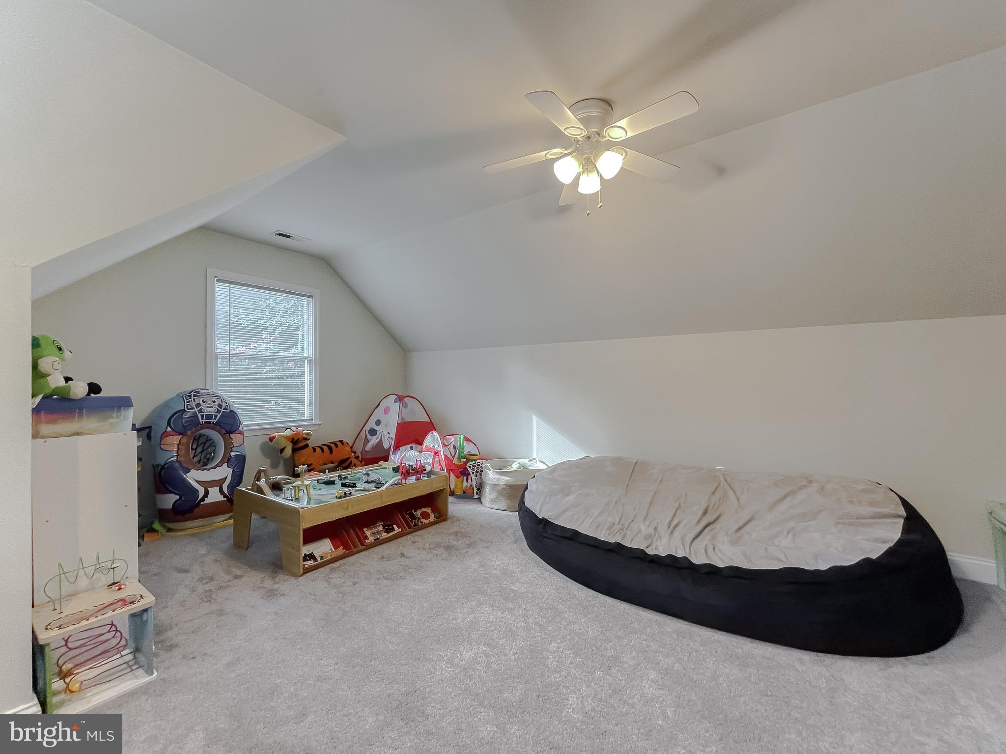 DRUM POINT - Residential