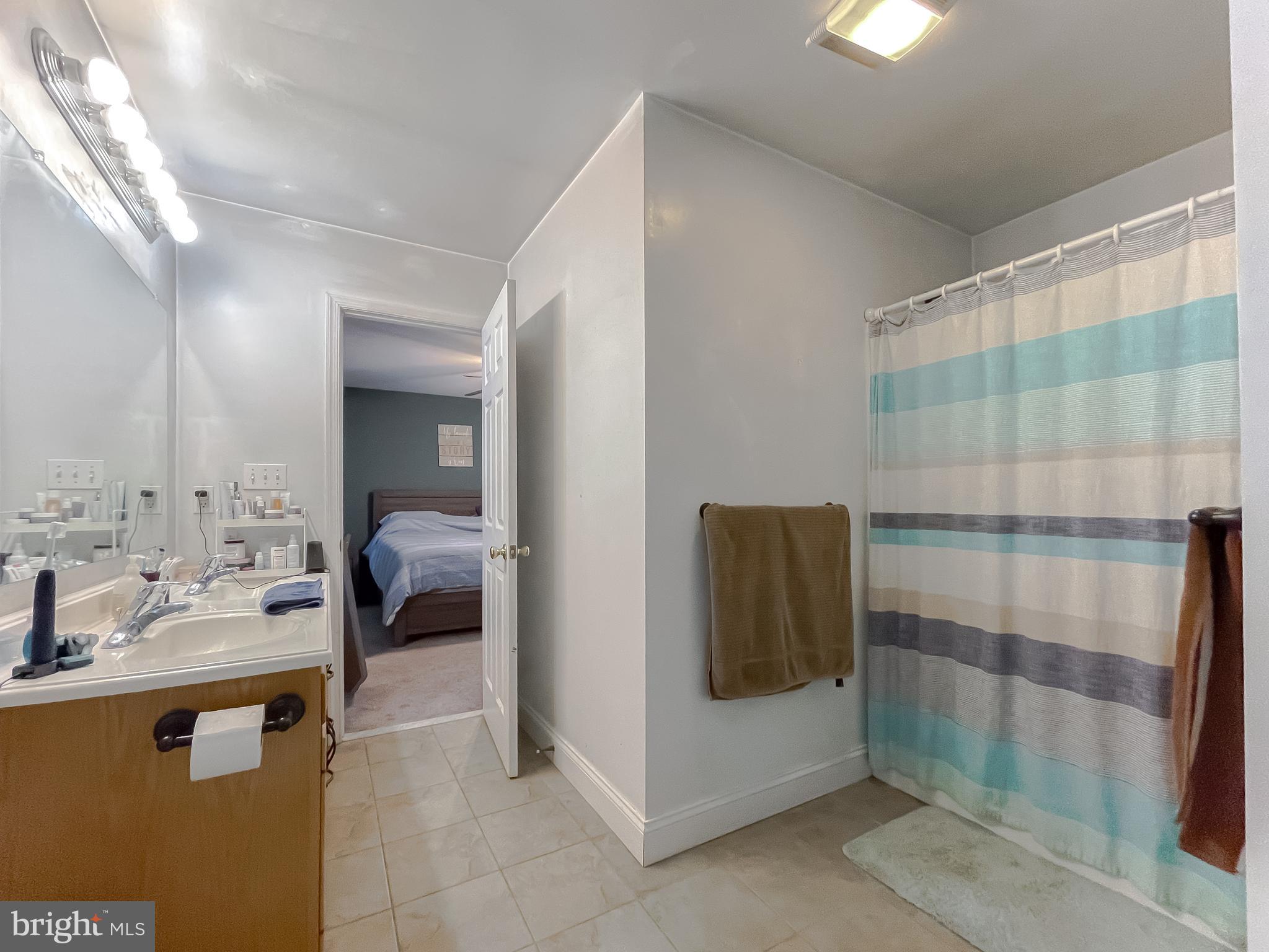 DRUM POINT - Residential