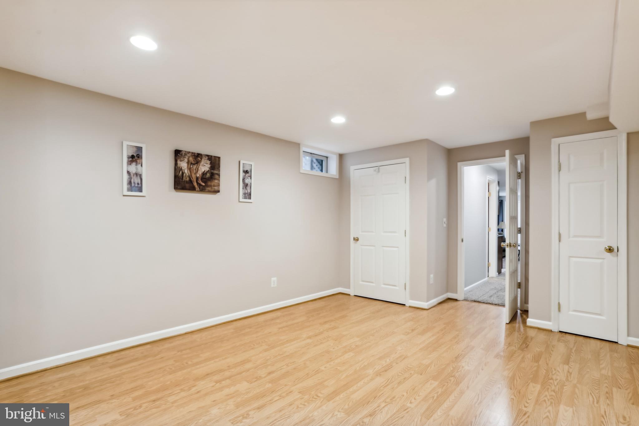 OLD WATERFORD KNOLL - Residential