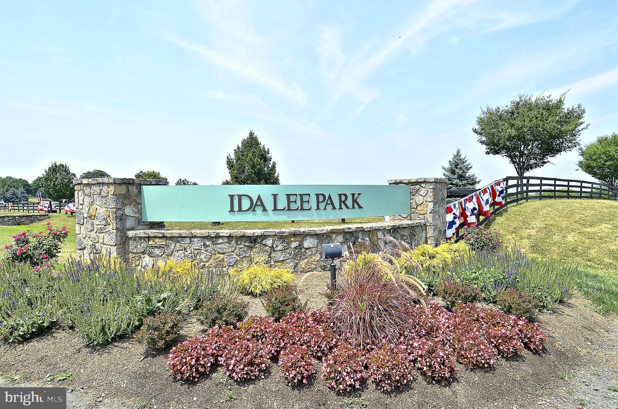 OLD WATERFORD KNOLL - Residential