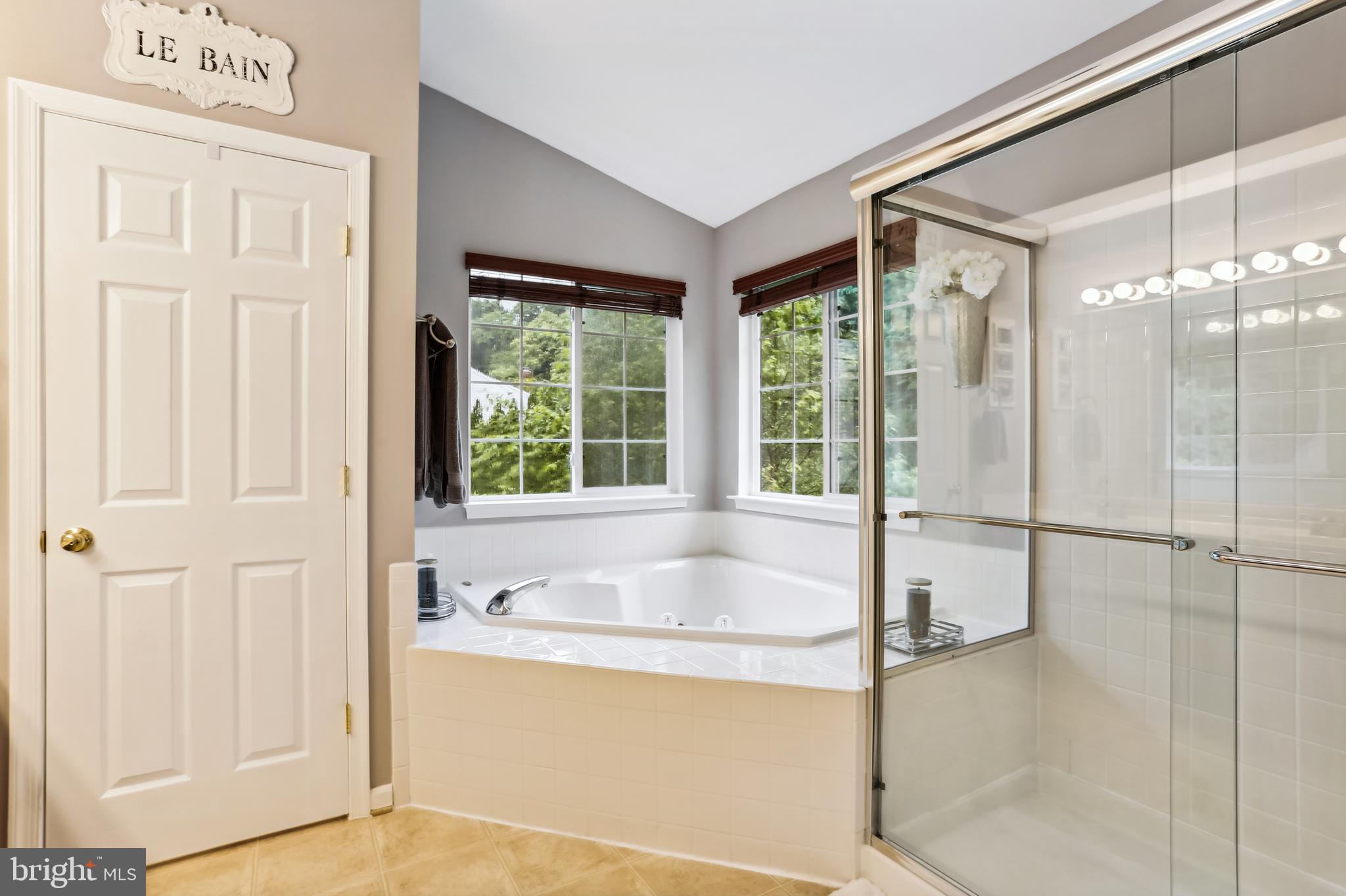 OLD WATERFORD KNOLL - Residential