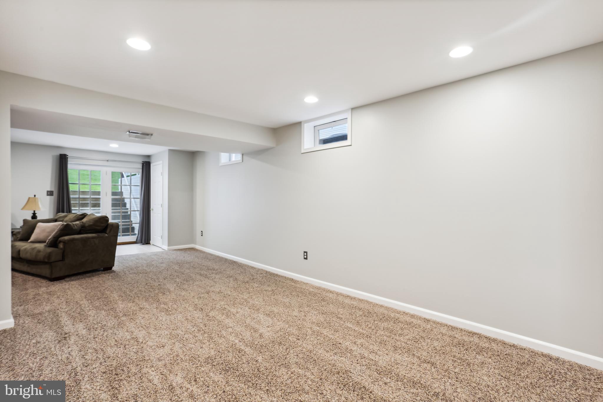 OLD WATERFORD KNOLL - Residential