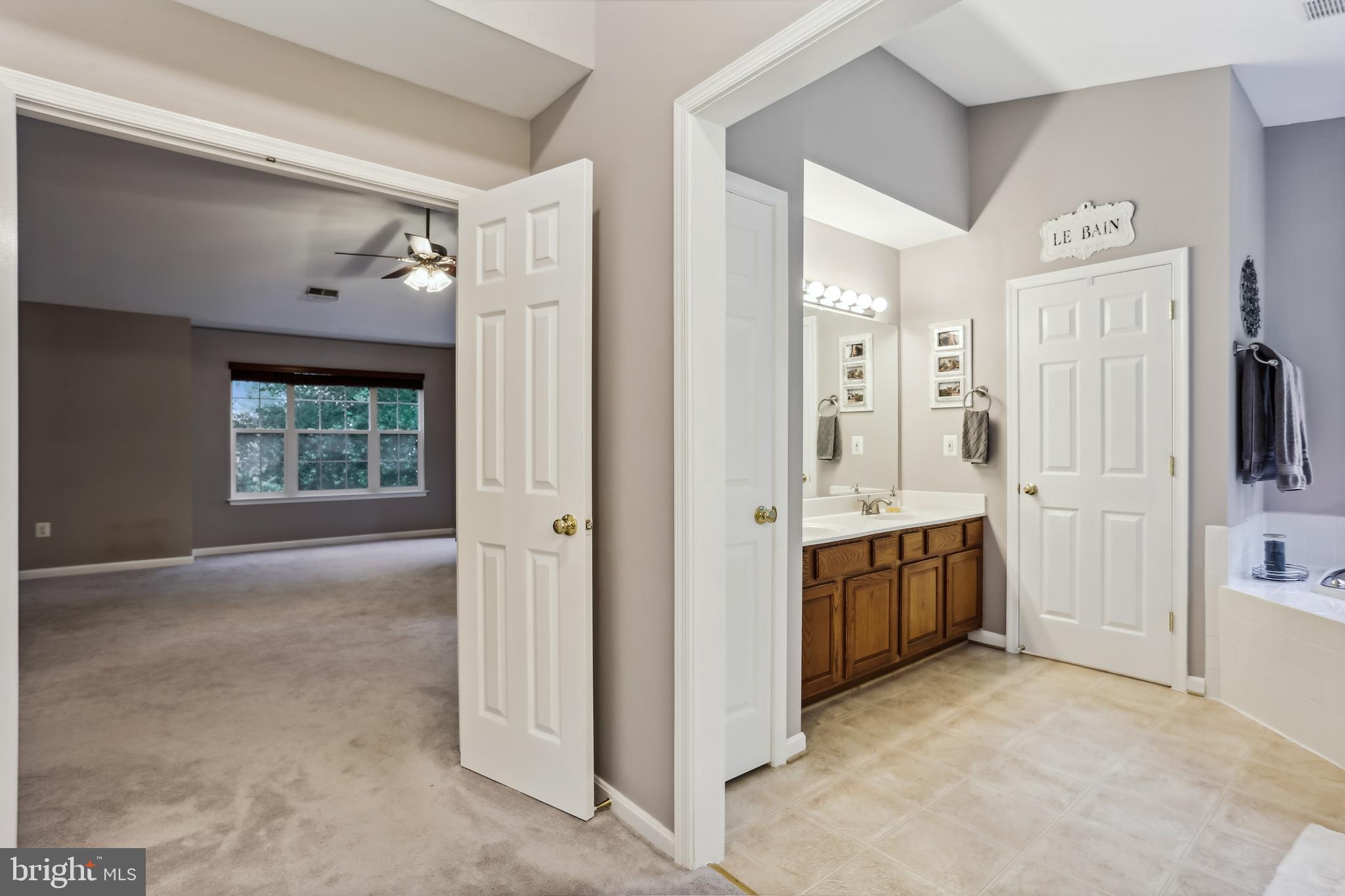 OLD WATERFORD KNOLL - Residential