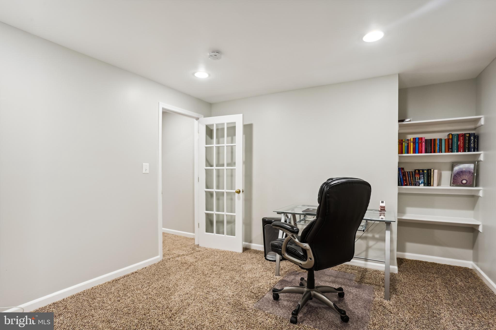 OLD WATERFORD KNOLL - Residential