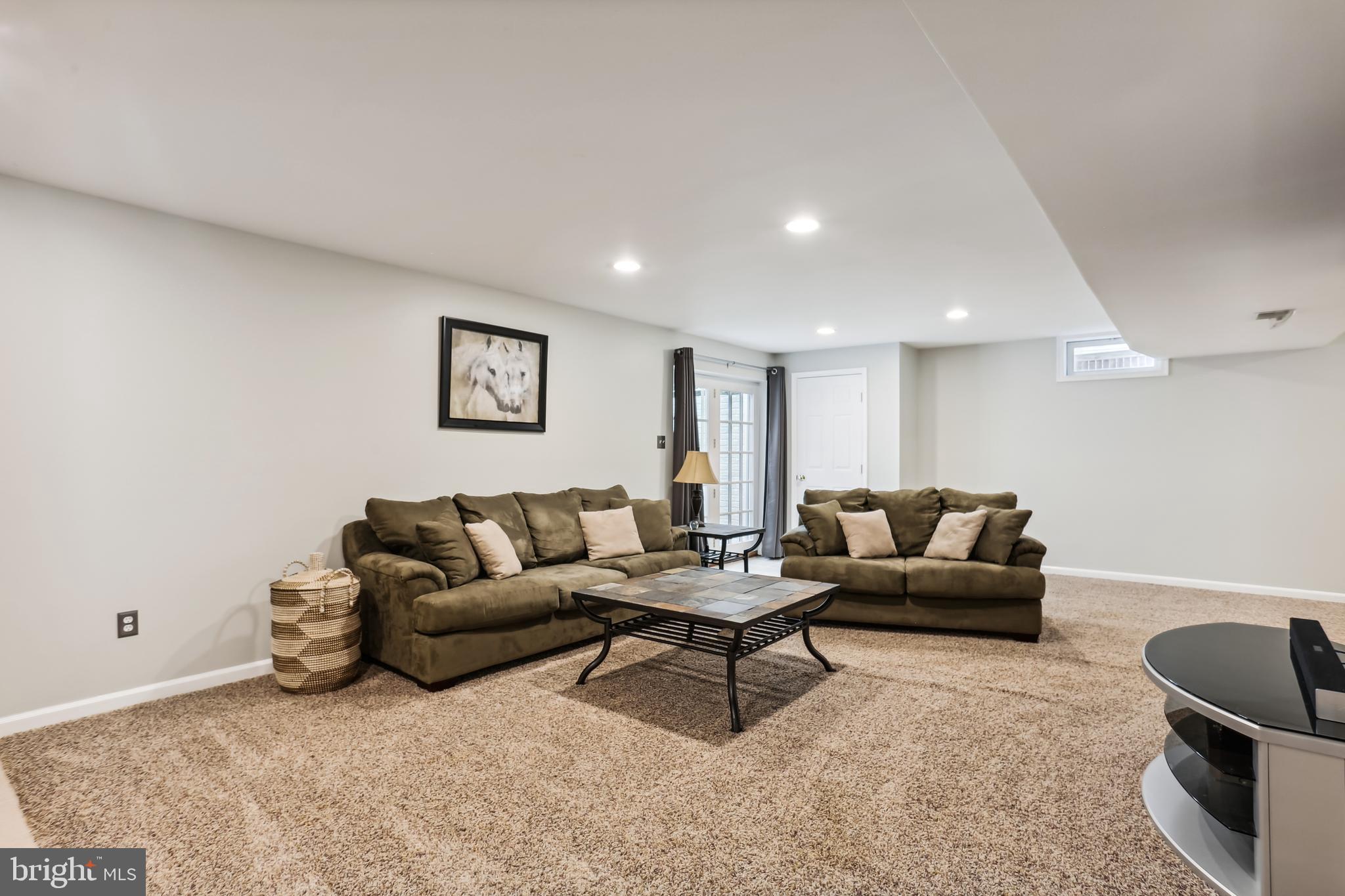 OLD WATERFORD KNOLL - Residential