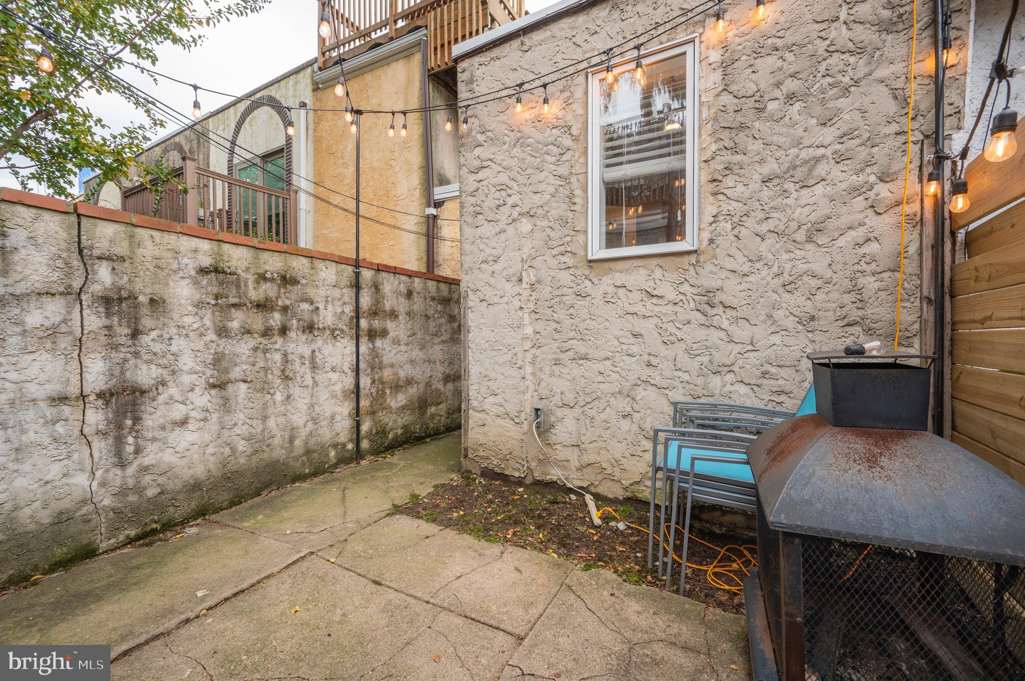 FAIRMOUNT - Residential Lease