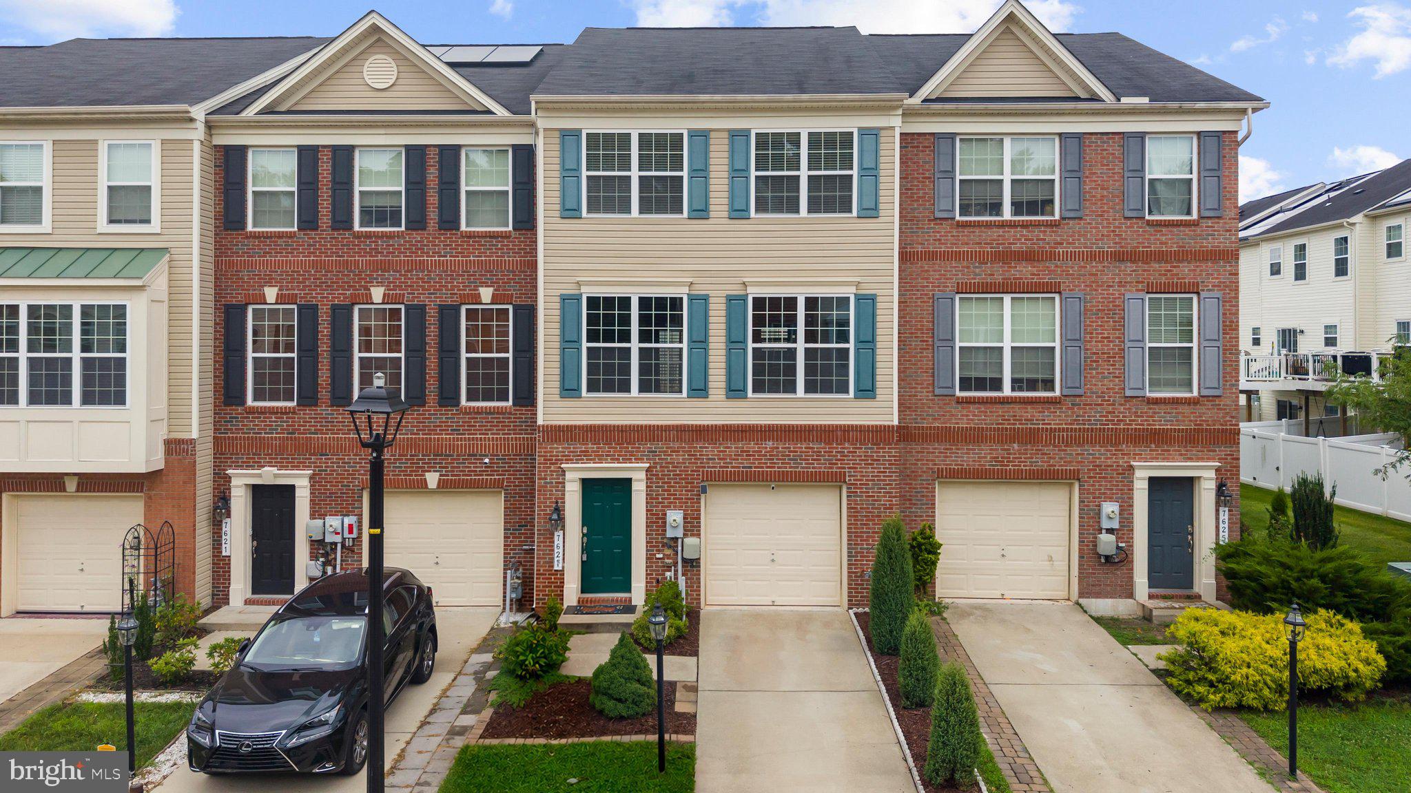 7623 TIMBERCROSS LANE