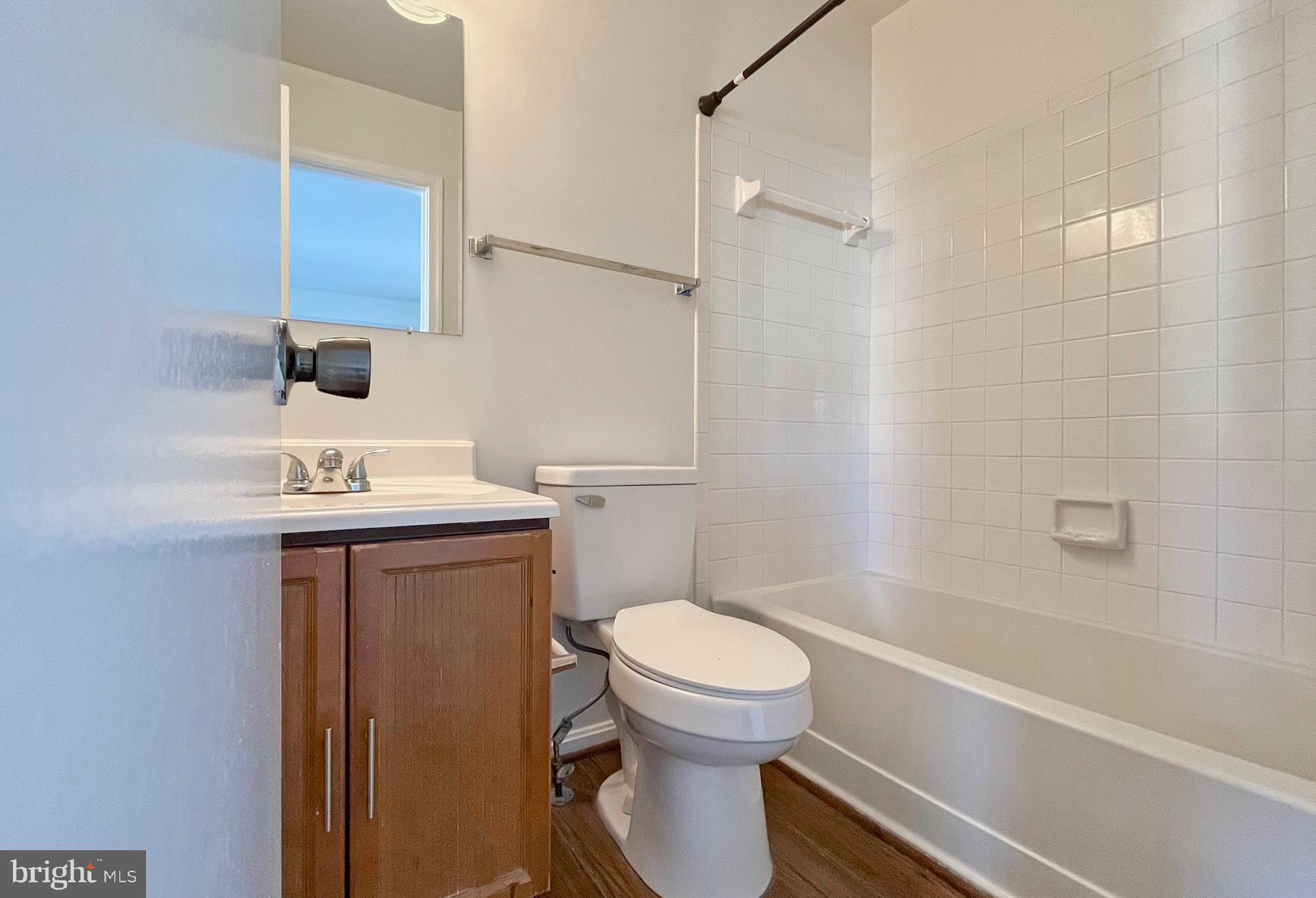 FRANKLIN GLEN - Residential