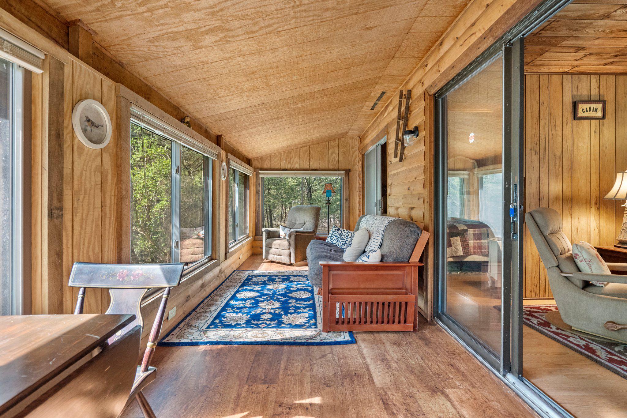 SPRUCE PINE HOLLOW - Residential