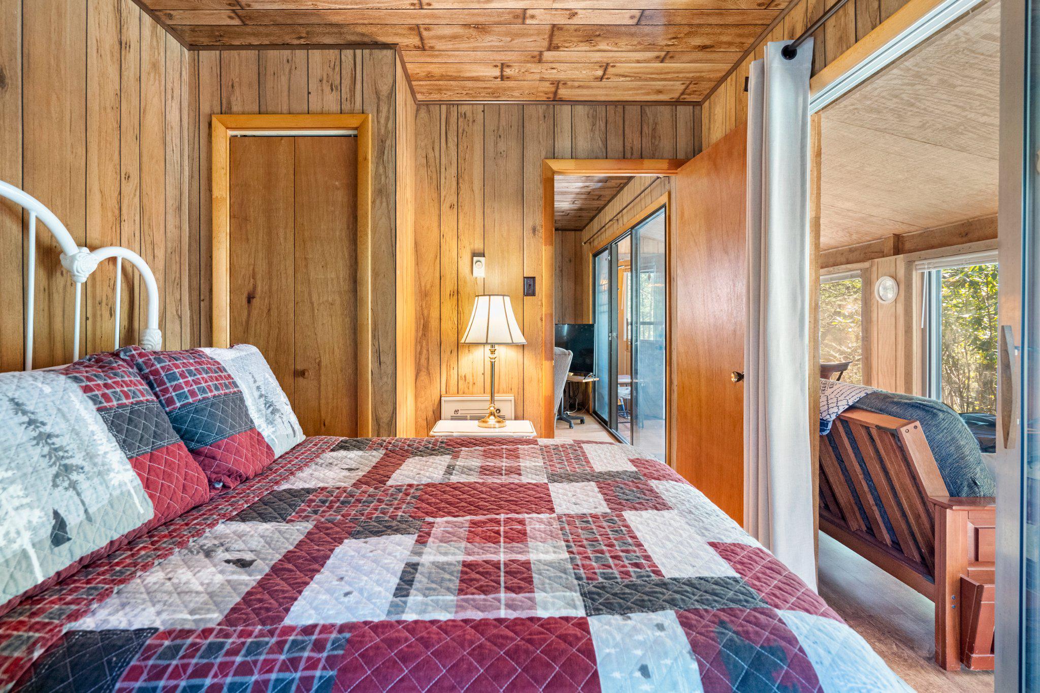 SPRUCE PINE HOLLOW - Residential