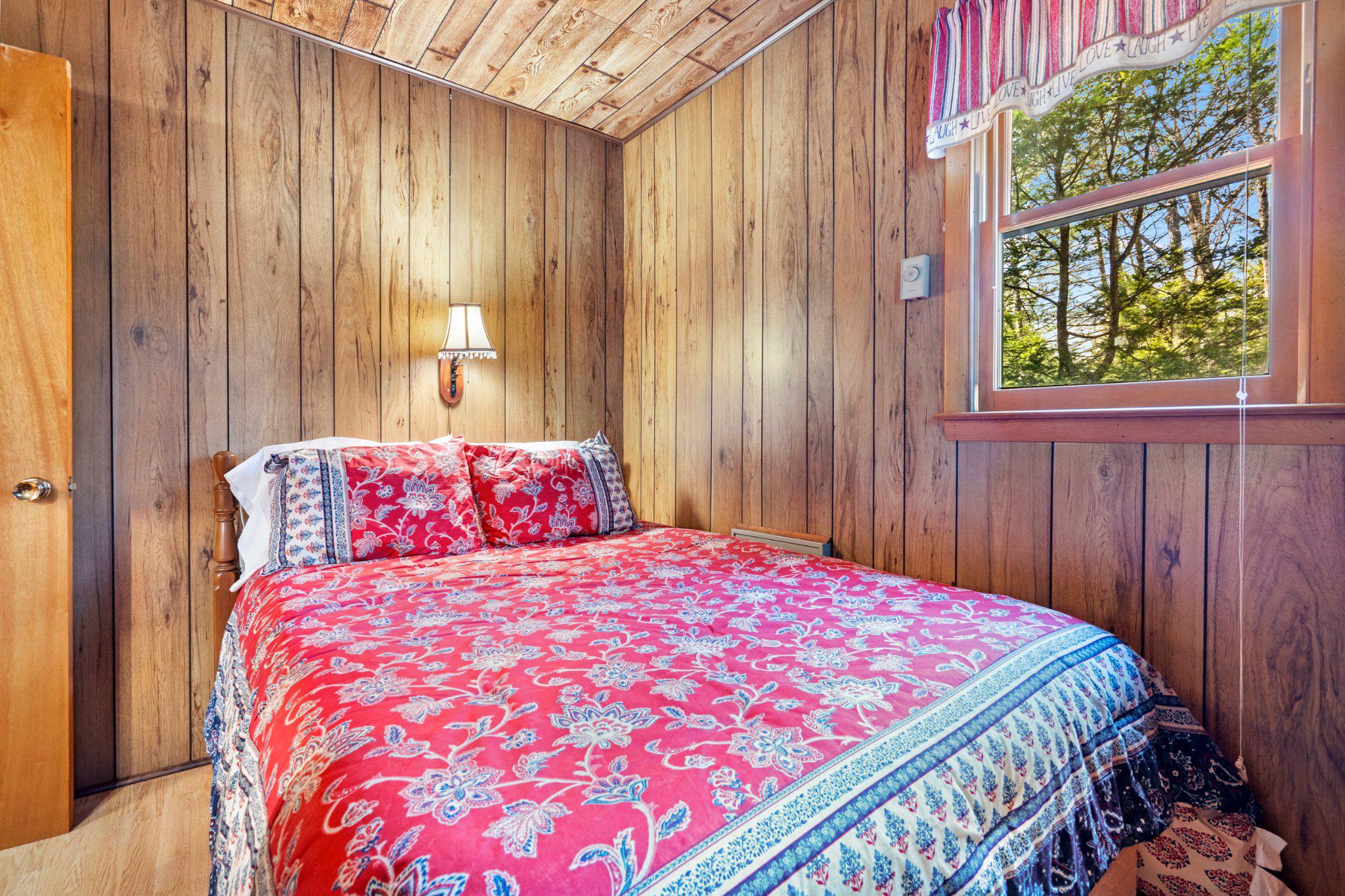 SPRUCE PINE HOLLOW - Residential