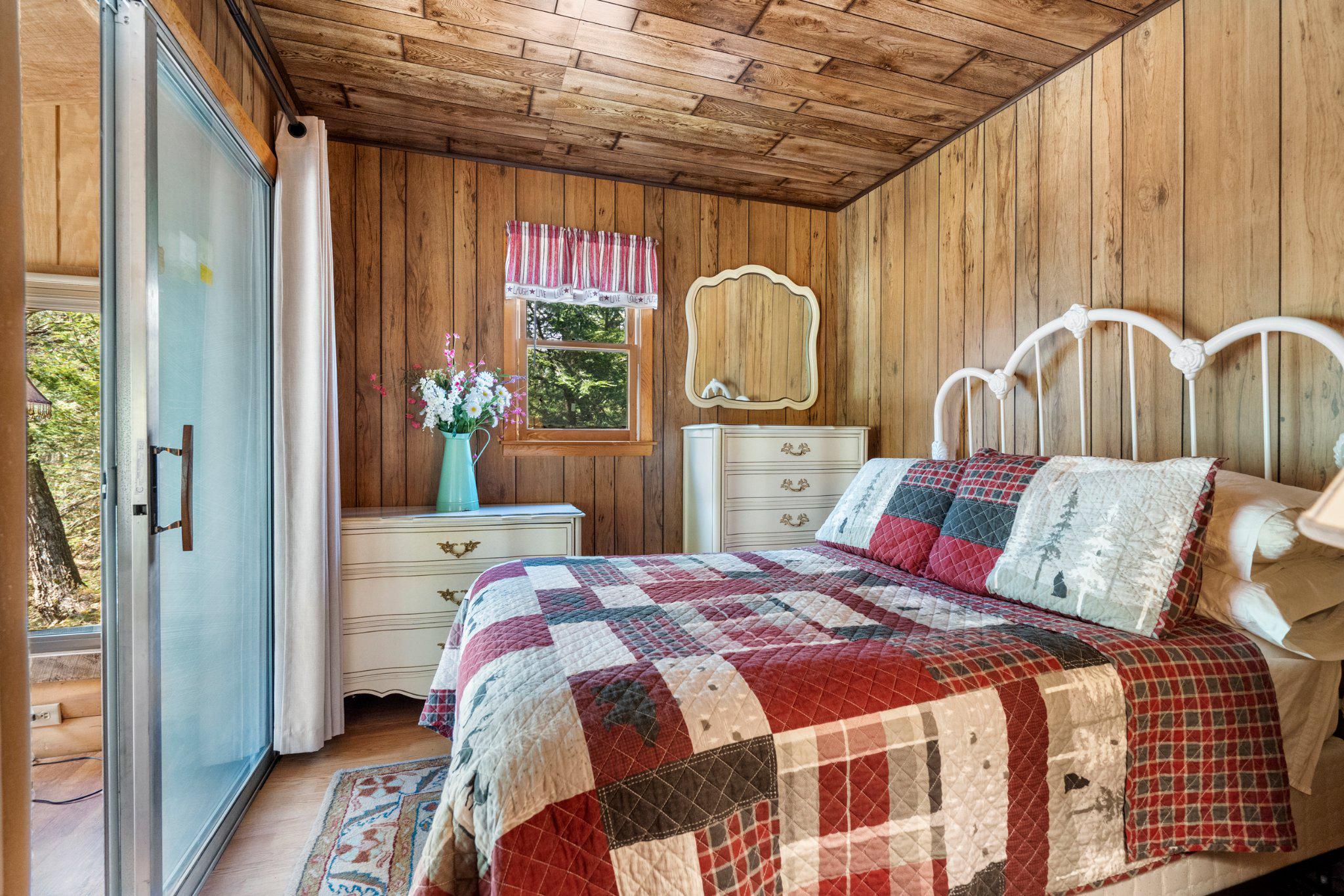 SPRUCE PINE HOLLOW - Residential