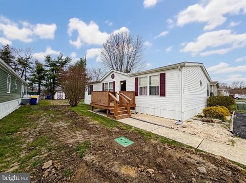 159 PINE CONE DRIVE 159 DOVER DE 19901