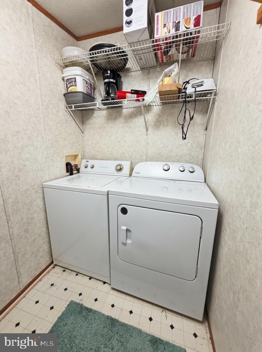 PINEWOOD ACRE - Residential