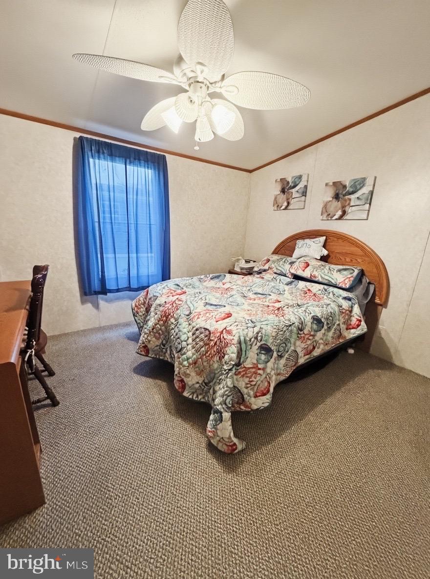 PINEWOOD ACRE - Residential