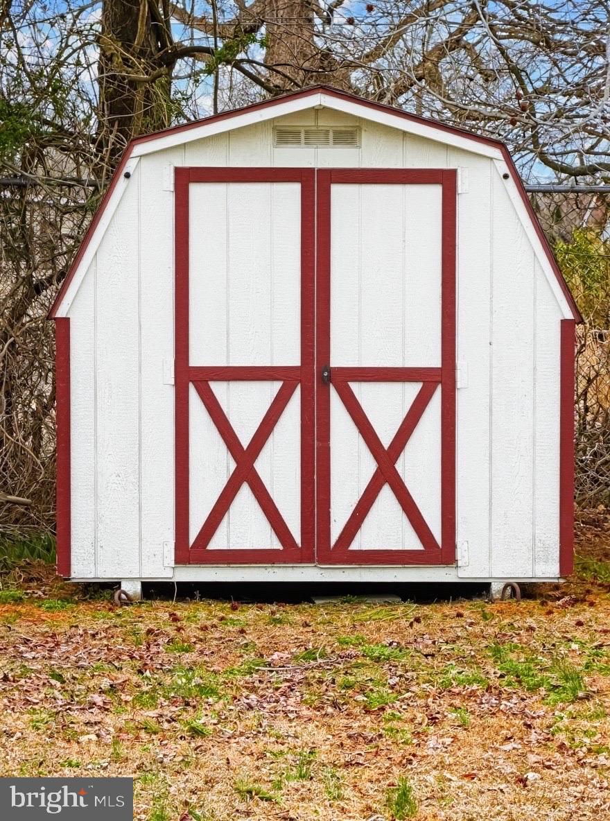 PINEWOOD ACRE - Residential