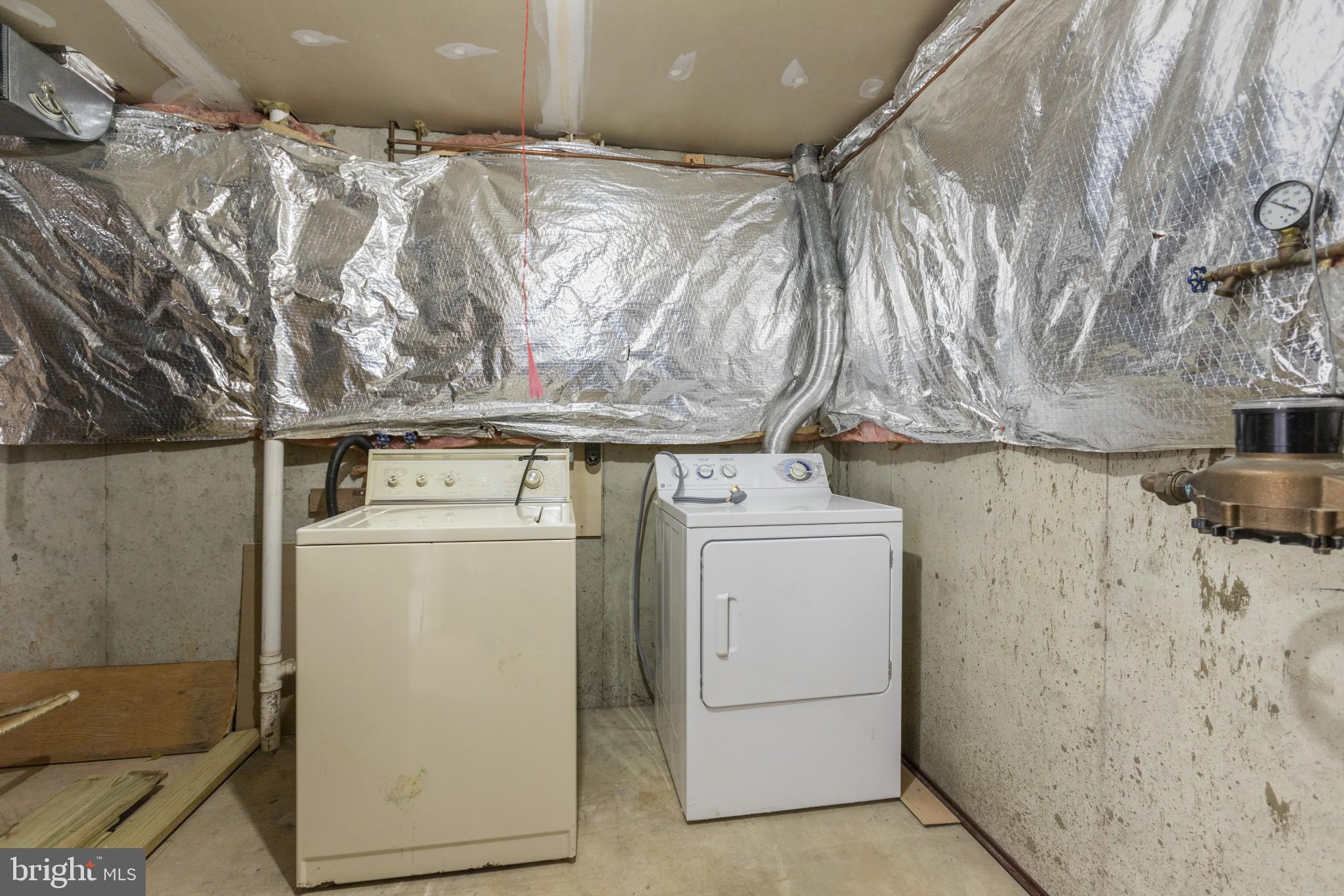 QUINCE ORCHARD ESTATES - Residential