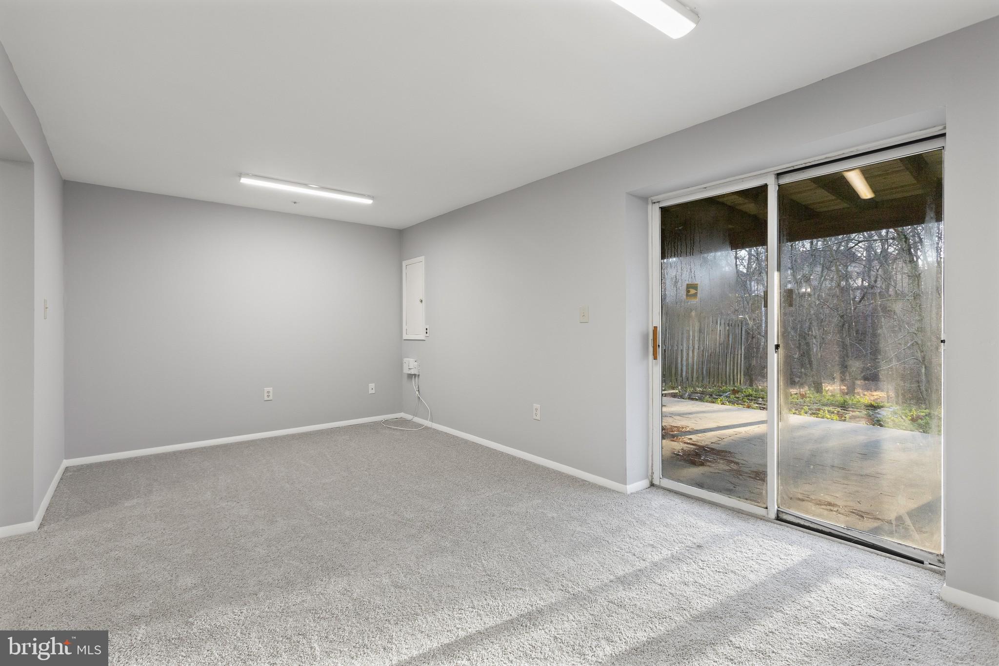 QUINCE ORCHARD ESTATES - Residential