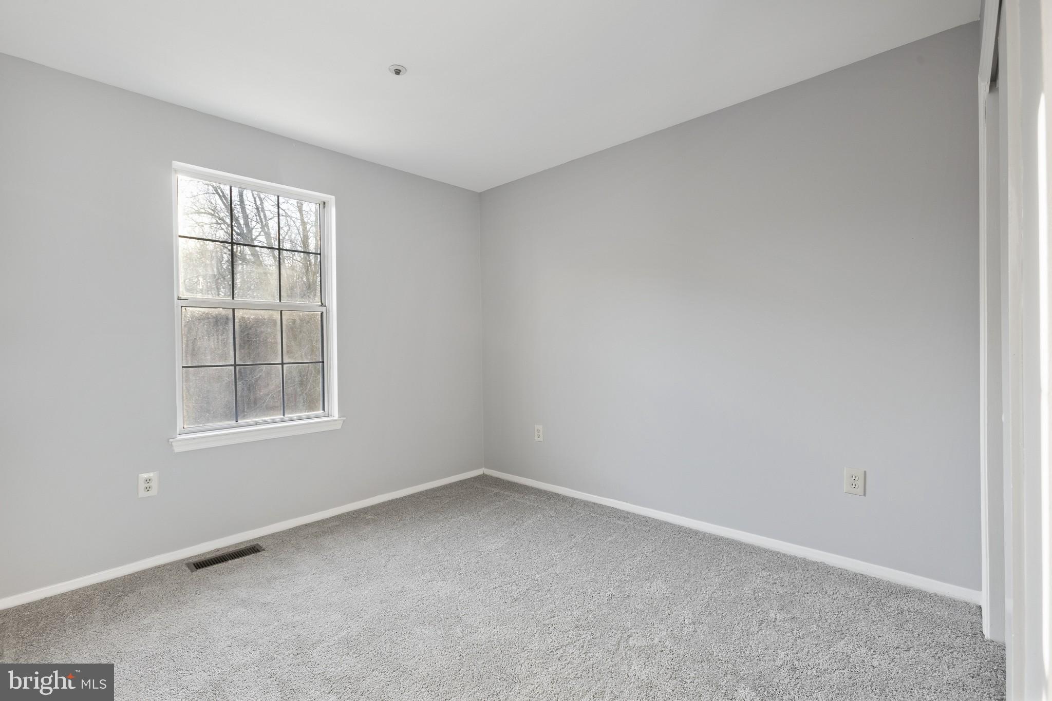 QUINCE ORCHARD ESTATES - Residential