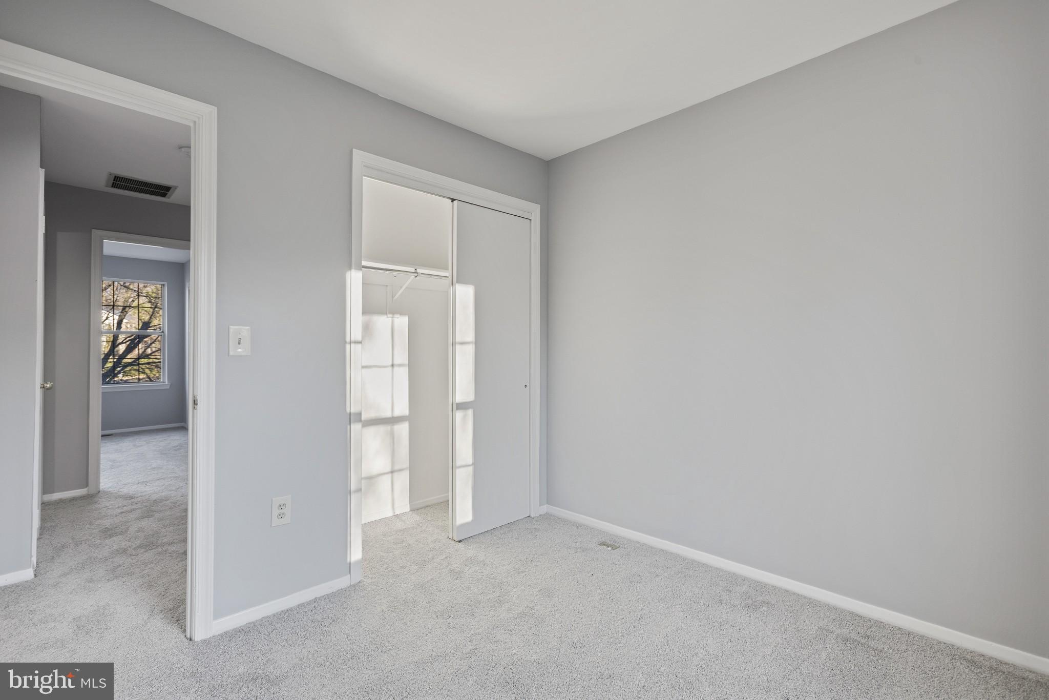 QUINCE ORCHARD ESTATES - Residential