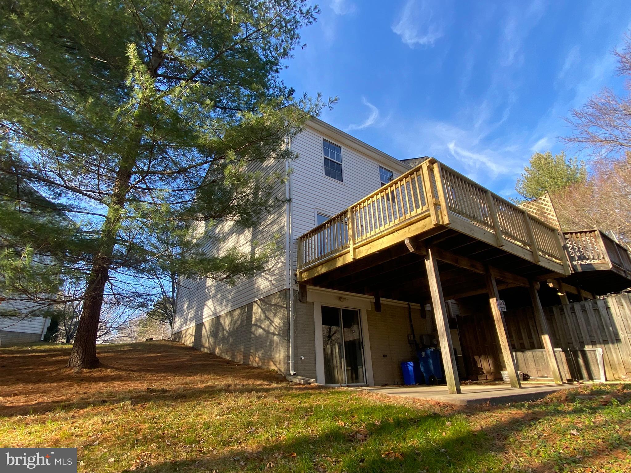 QUINCE ORCHARD ESTATES - Residential