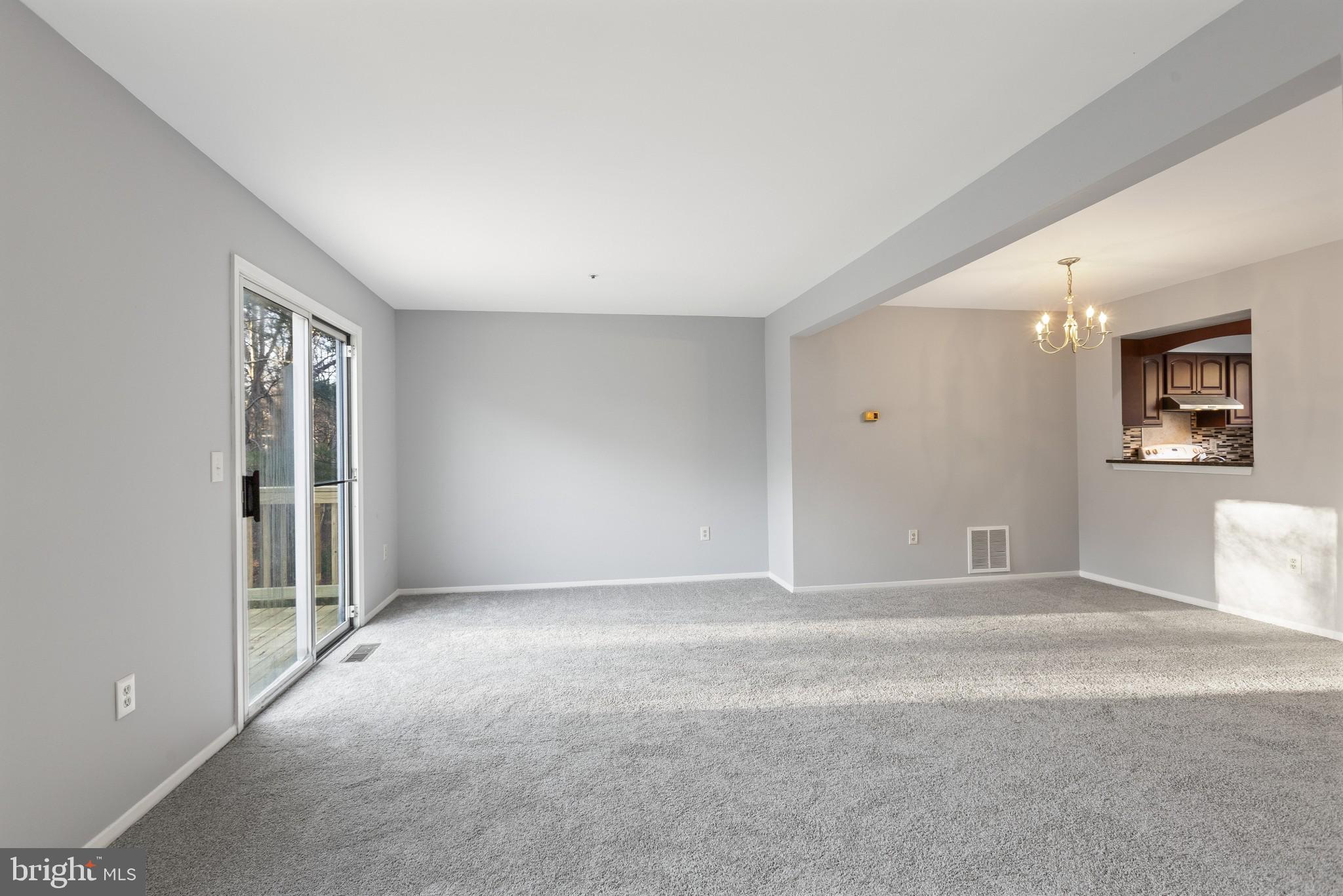 QUINCE ORCHARD ESTATES - Residential