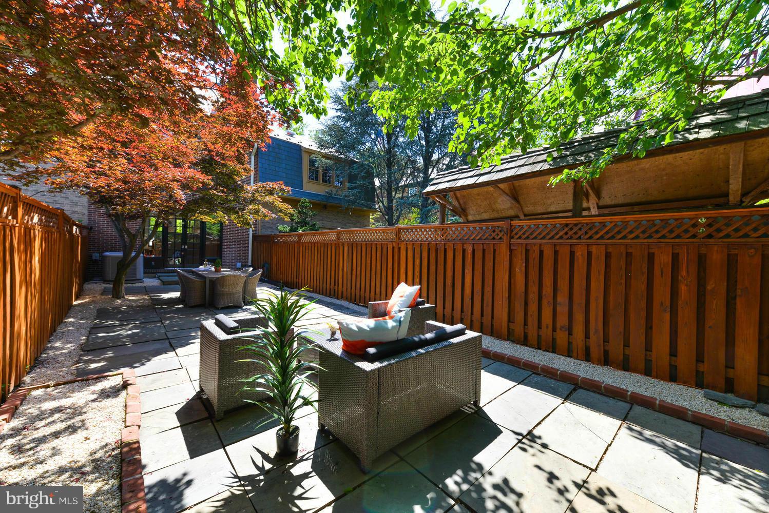 OLD TOWN - Residential