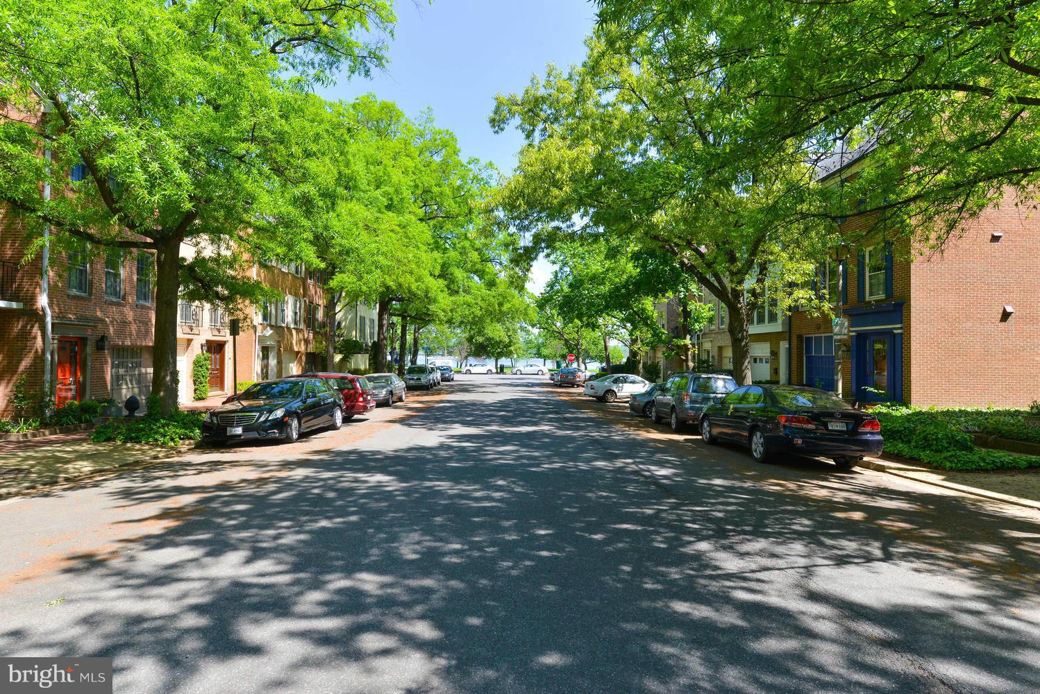 OLD TOWN - Residential