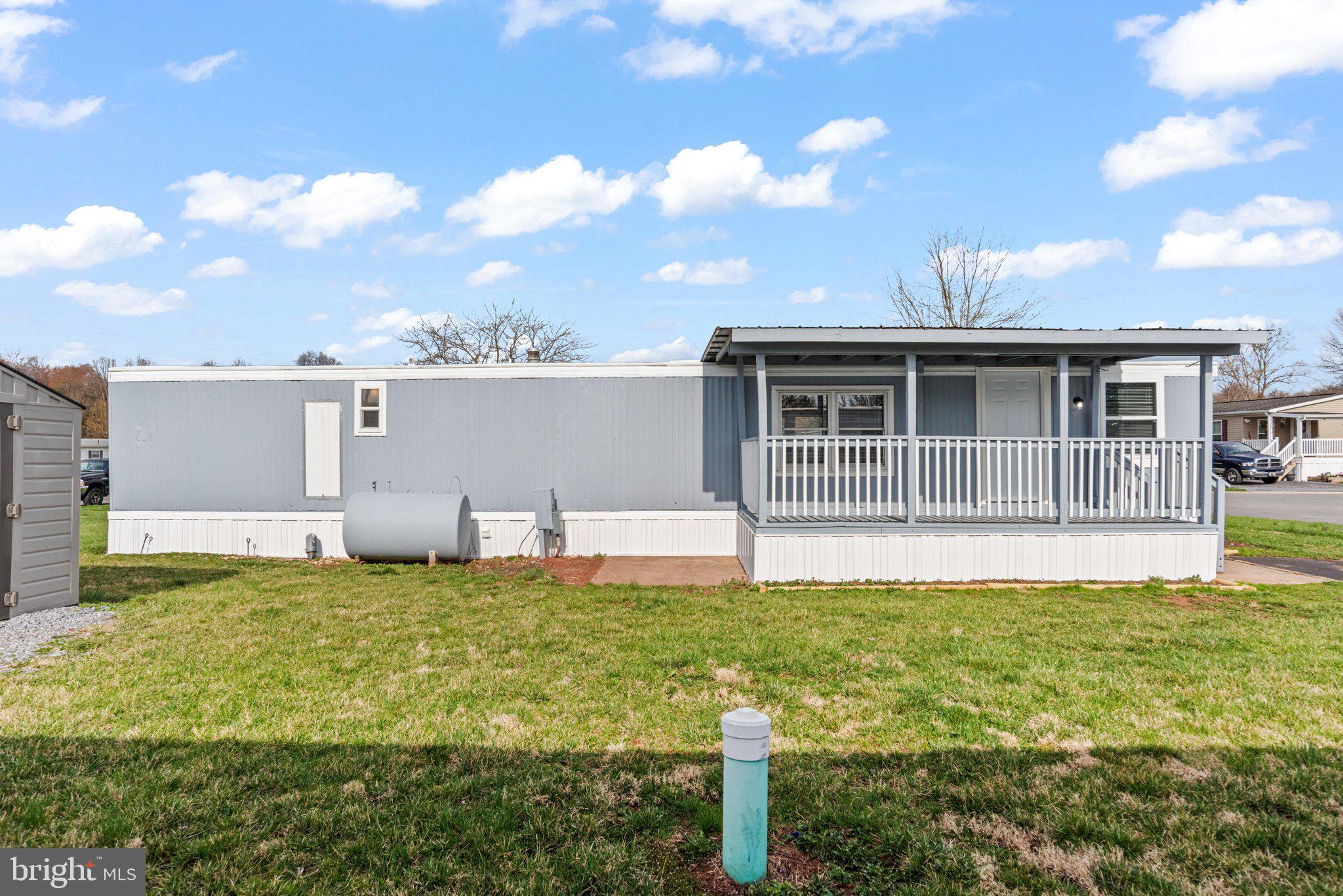 PINE MANOR MHP - Residential