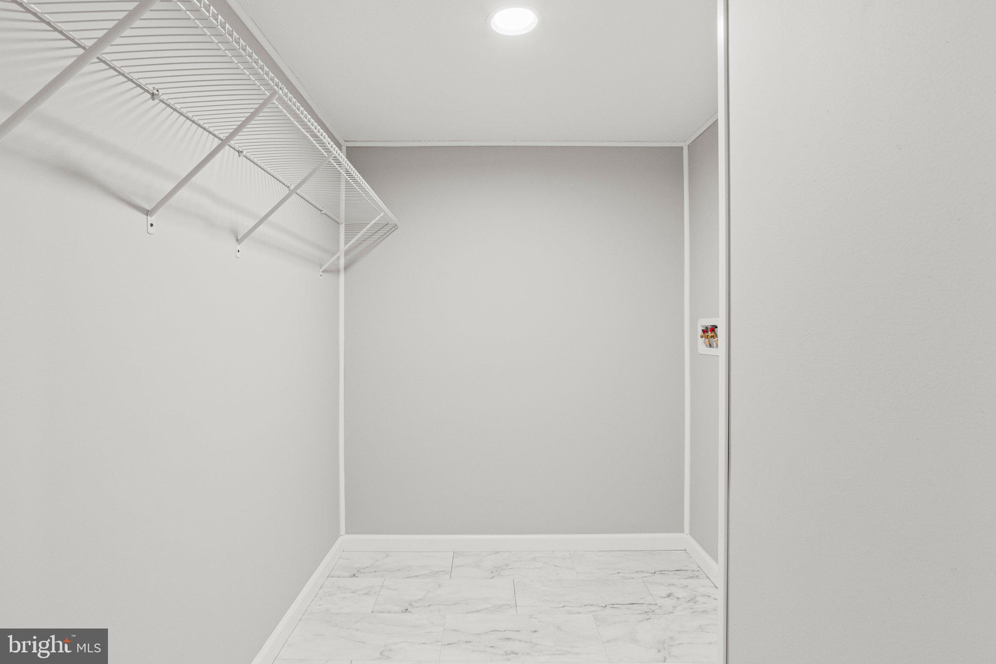 PINE MANOR MHP - Residential