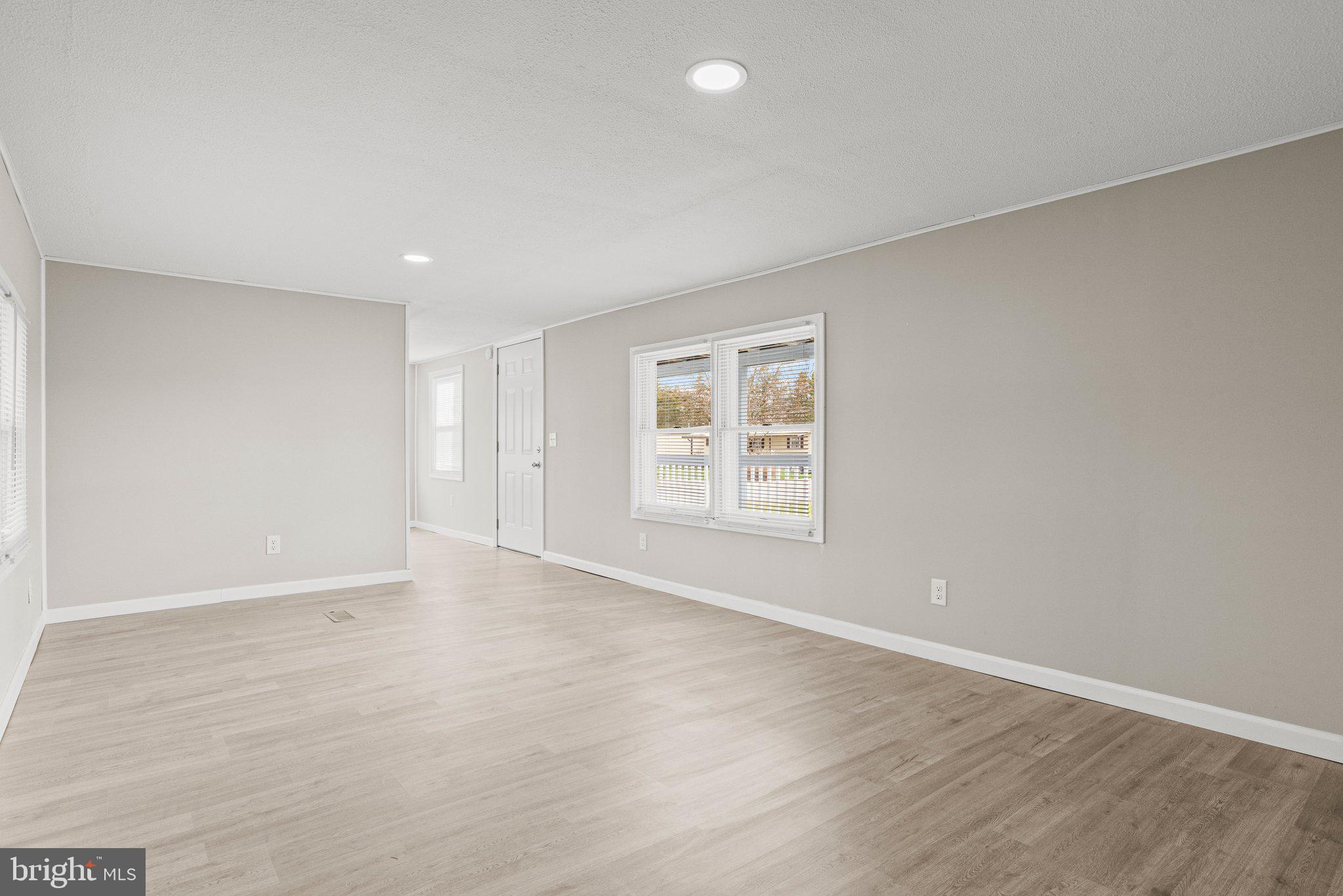 PINE MANOR MHP - Residential