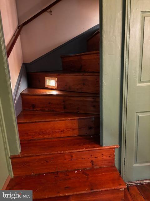 ANDALUSIA - Residential Lease