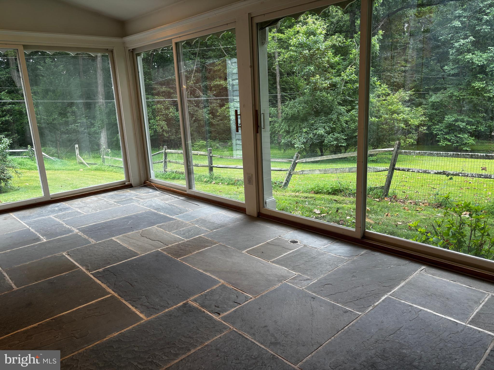 ANDALUSIA - Residential Lease