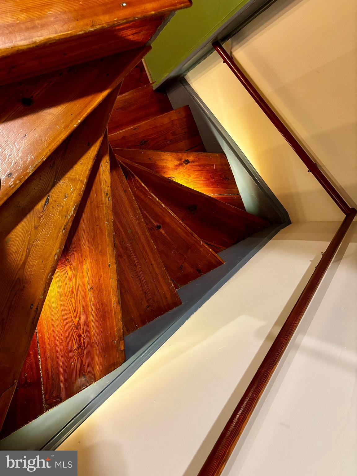 ANDALUSIA - Residential Lease