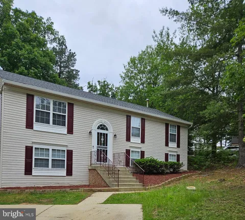 1915 Tall Timber Court, Fort Washington, MD MLS: MDPG2152214