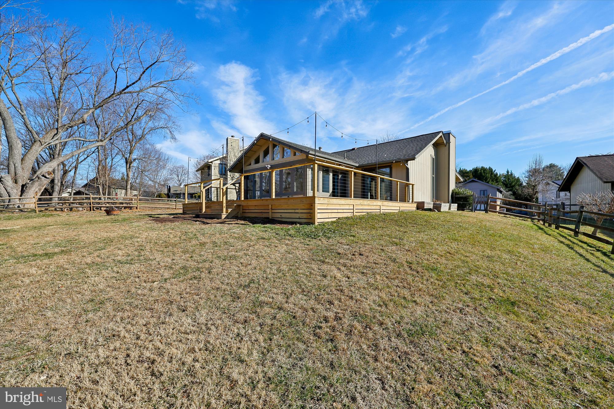 THE POINTS - Residential