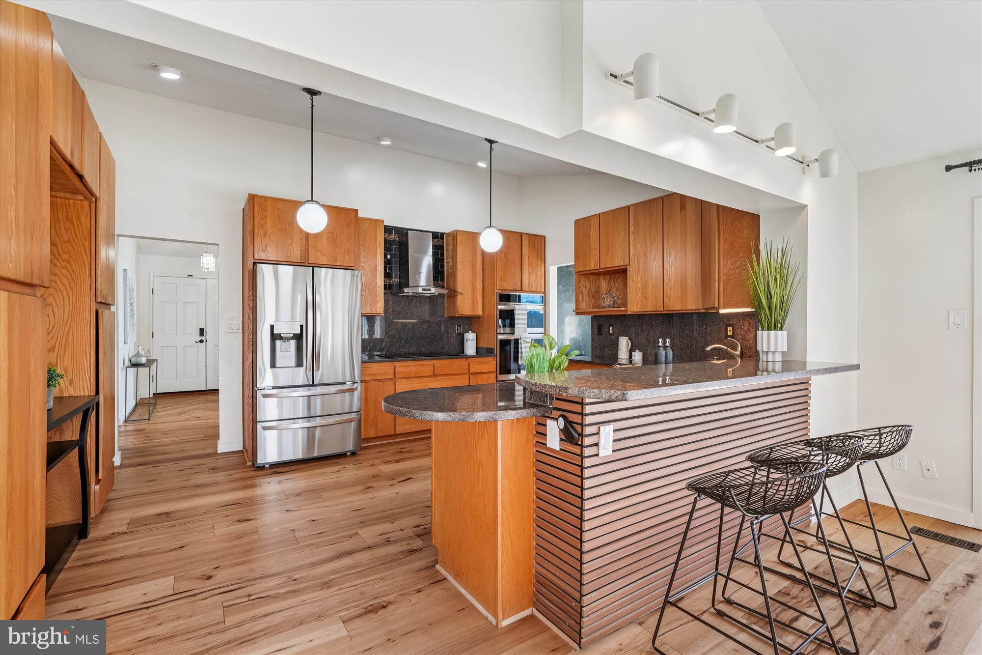 THE POINTS - Residential