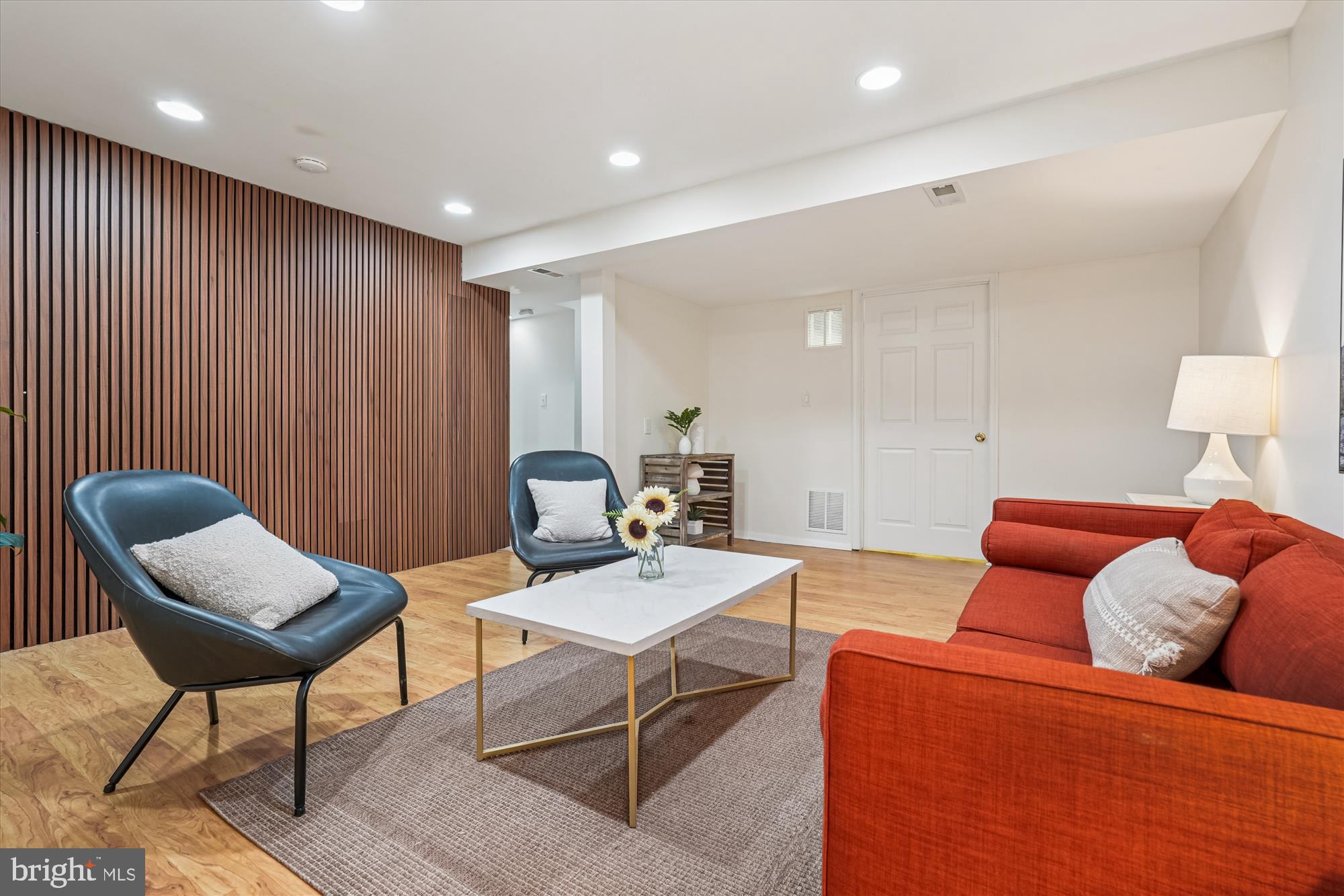 THE POINTS - Residential