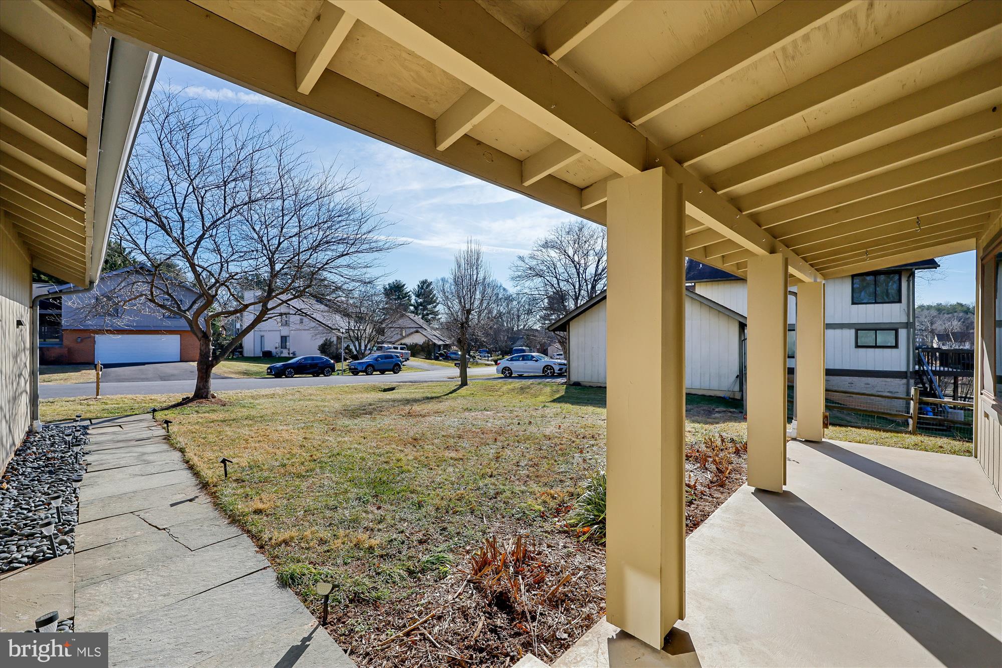 THE POINTS - Residential