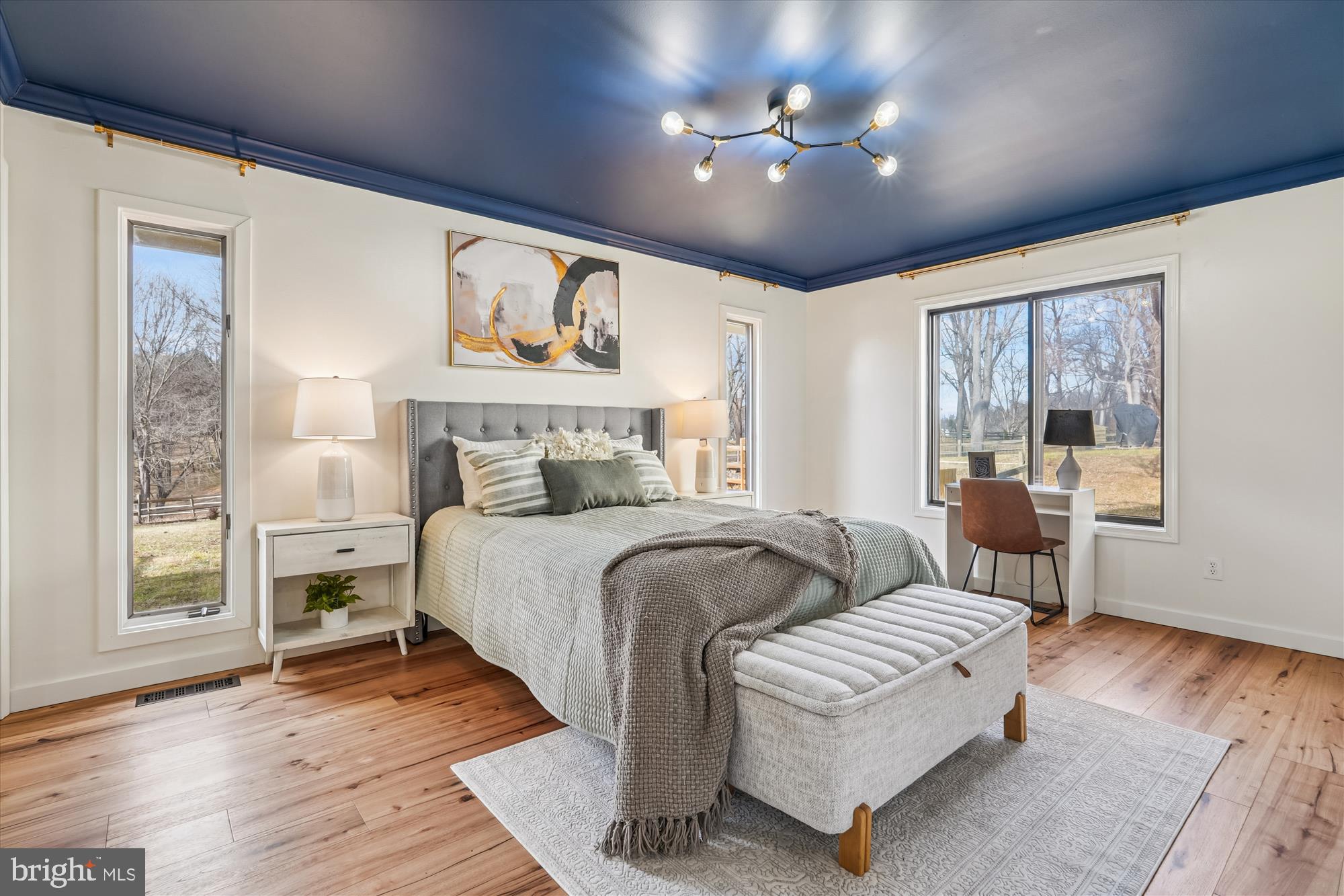 THE POINTS - Residential