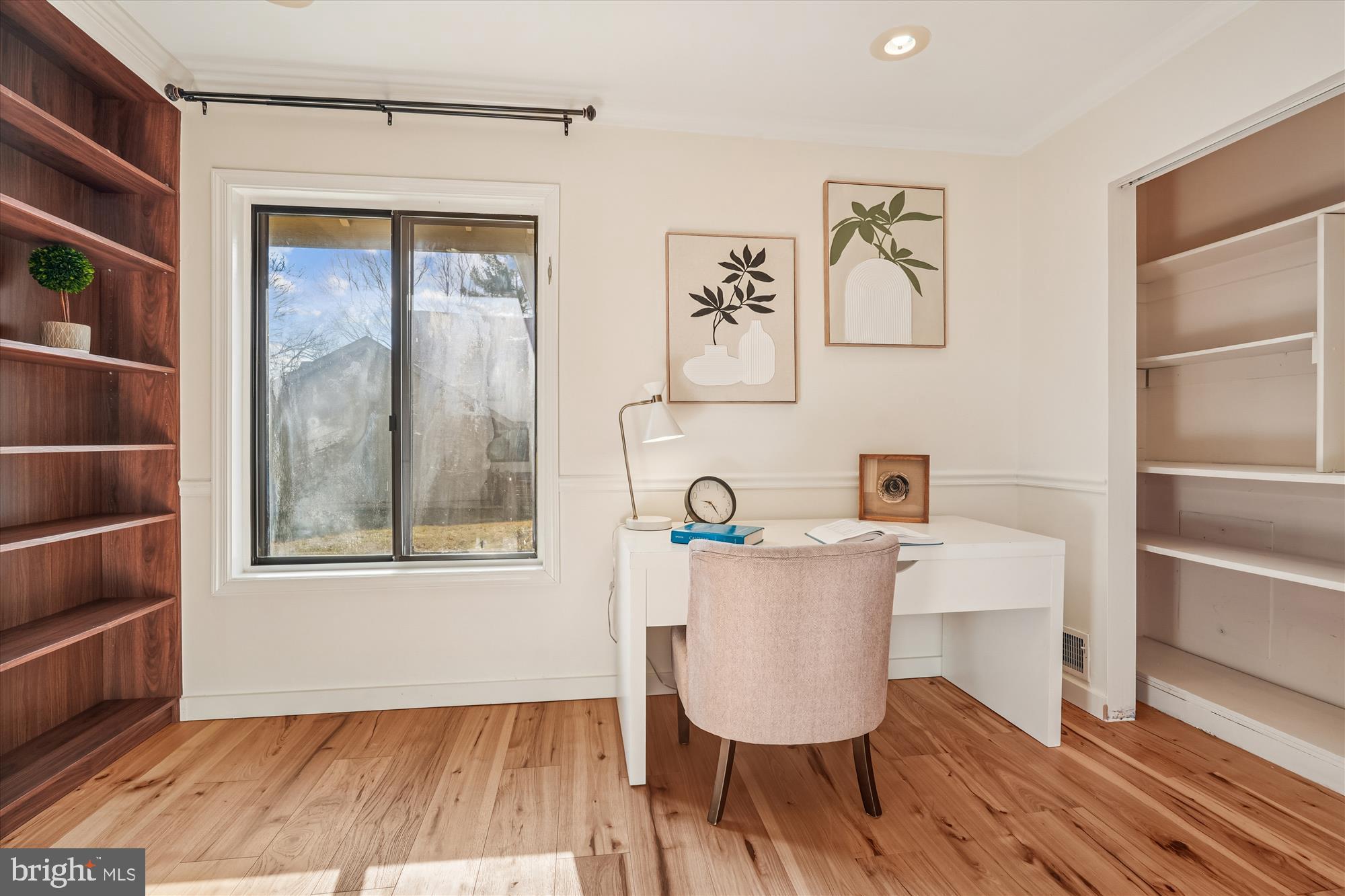 THE POINTS - Residential