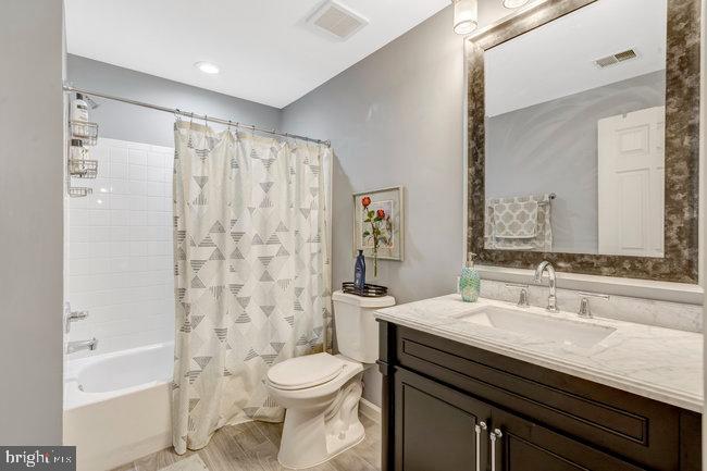 GREAT OAK - Residential