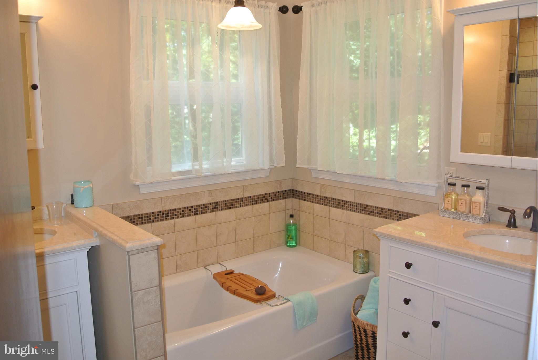 SYCAMORE HOLLOW OF WLDWD - Residential