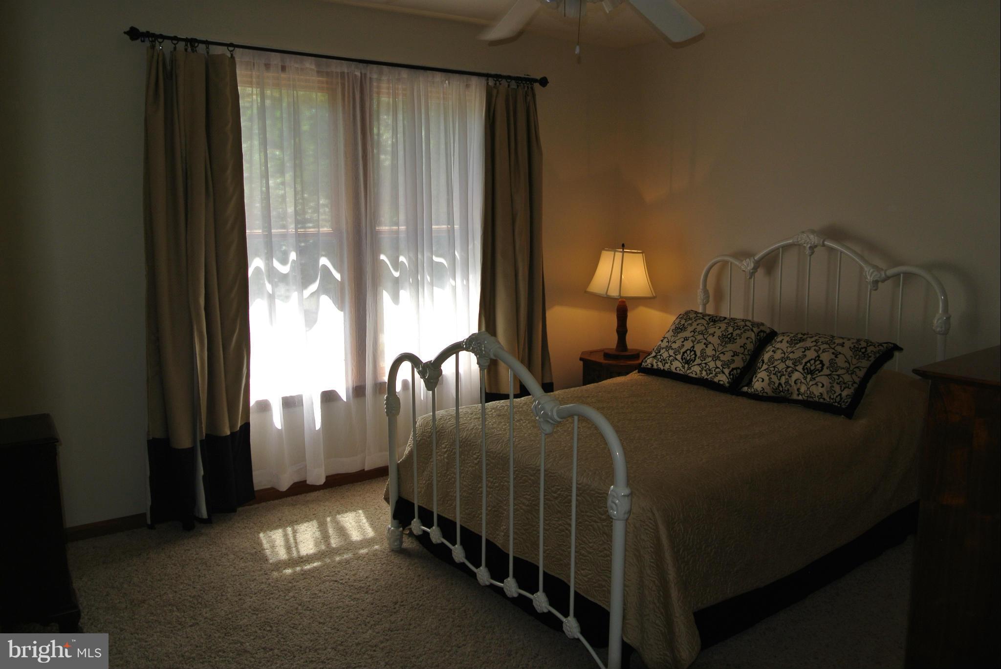 SYCAMORE HOLLOW OF WLDWD - Residential