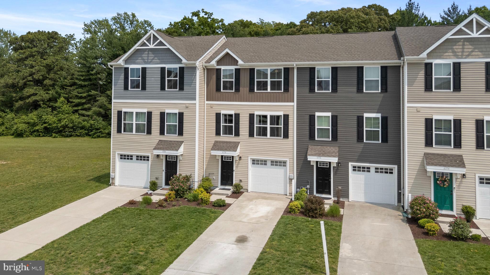 6358 PEBBLEBROOK DRIVE